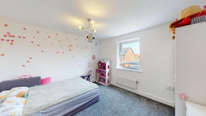 4 bed Semi-Detached to rent Image 7