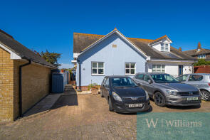 10, Dall Square, Freshwater PO40 9AR