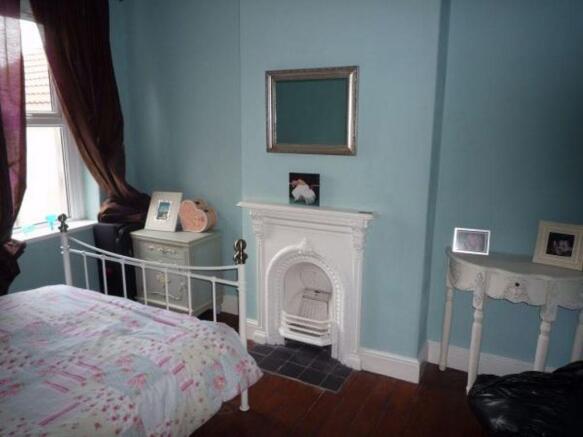 Photo 8