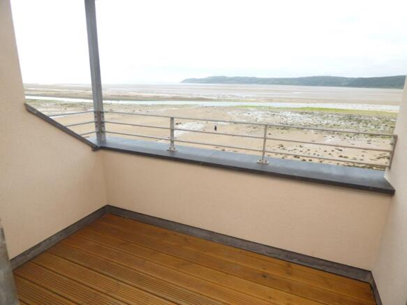 Master Bedroom Balco