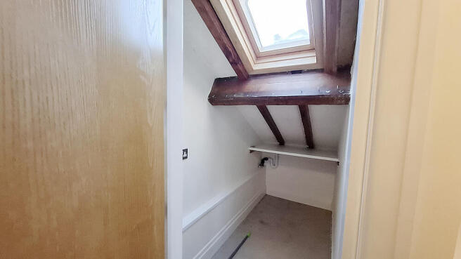 2 bed Apartment for sale Image 7