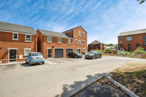 Brendan Close, Wakefield, WF2