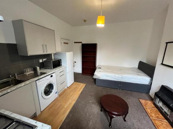 bedroom.jpg