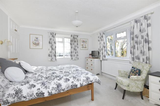 Southdown House BN7 1EL-4.jpg