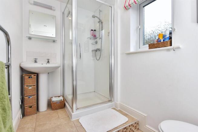 ENSUITE SHOWER ROOM