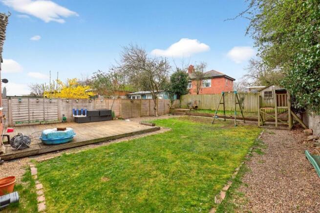 3 bed Semi-Detached for sale Image 4