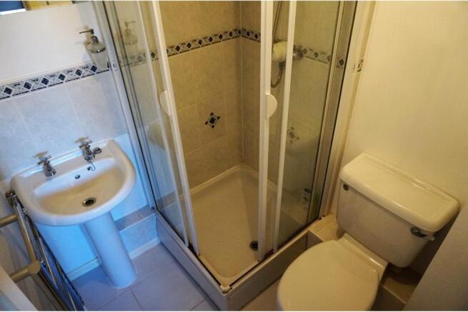 Master En-suite