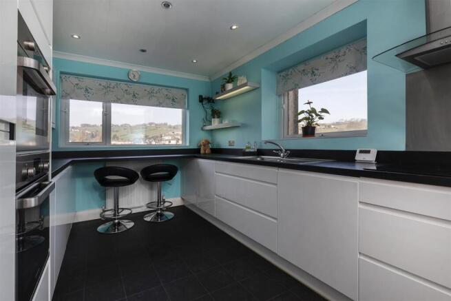 3 bed Barn Conversion for sale Image 8