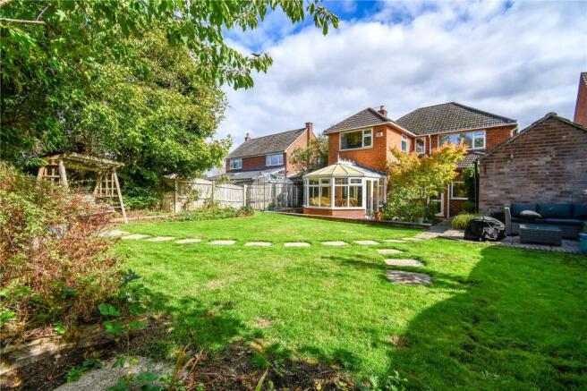Underwood Drive, Whitby, Ellesmere Port photo 4