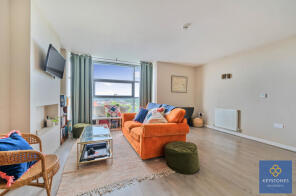 65, Exon Apartments, Mercury Gardens, Romford RM1 3HF