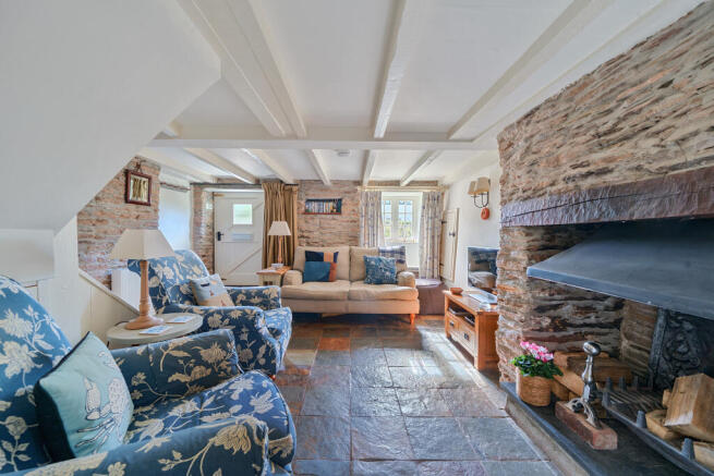 1360918-18-68dbce222f4b1-ARW-1