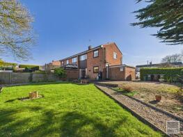 6, Hillside, Barnham Broom NR9 4DF