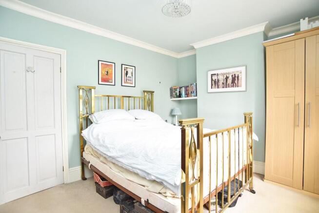2 bed Terraced for sale Image 6