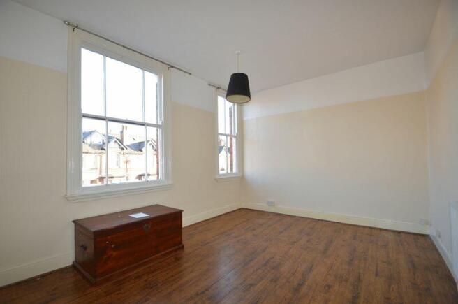 FRONT BEDROOM