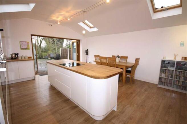 Dining Kitchen