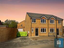 1, Waterside Way, South Elmsall, Pontefract WF9 2GQ