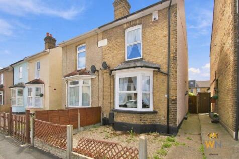 Douglas Road, Hornchurch, RM11