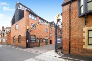 Flat 27, The Lion Brewery, St Thomas Street, Oxford OX1 1JE