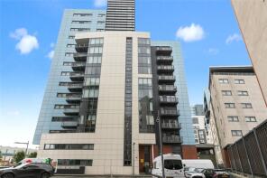 Flat 2/3, 10, Castlebank Drive, Glasgow G11 6AD