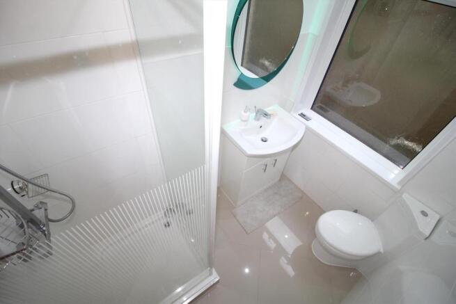 GF Shower Room