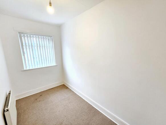 2 bed Terraced for sale Image 6