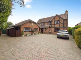38, Southcroft, Westbury BA13 4AU