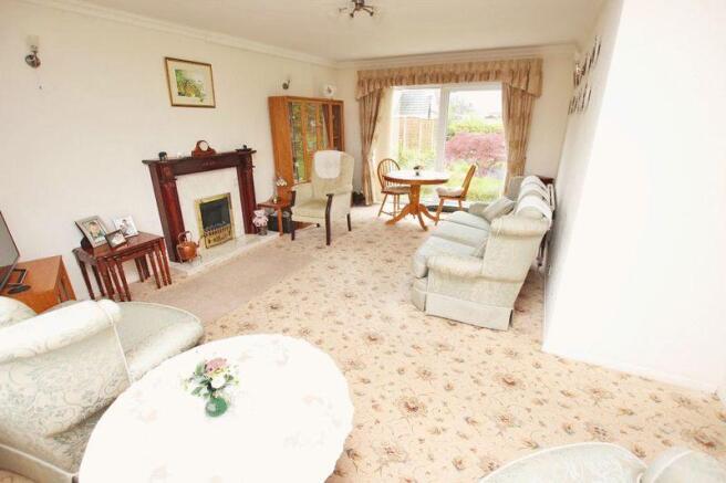 Lounge 2