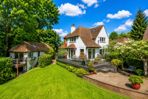 Whiteposts, Gorse Hill, Dartford DA4 0JU