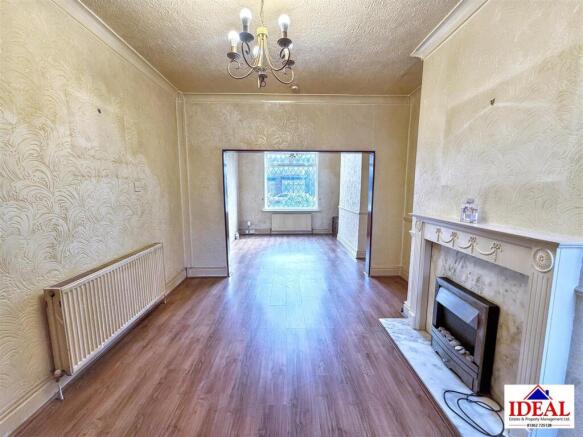 3 bed Terraced for sale Image 7
