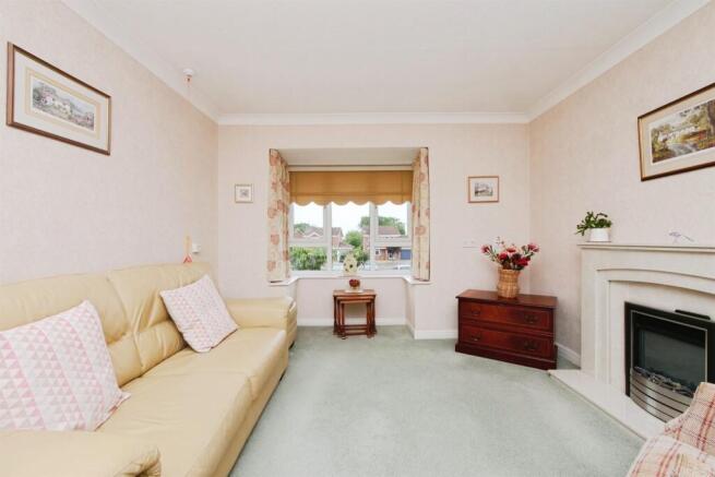 2 bed Apartment for sale Image 9