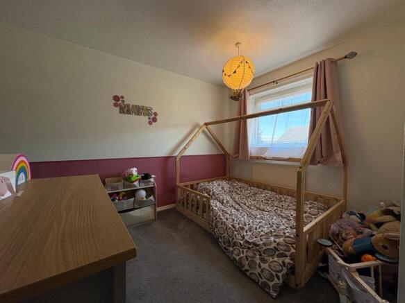 2 bed Terraced for sale Image 9