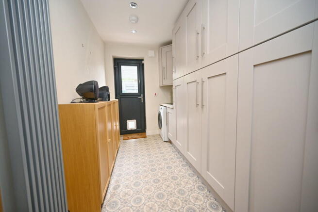 2 bed Detached Bungalow for sale Image 12