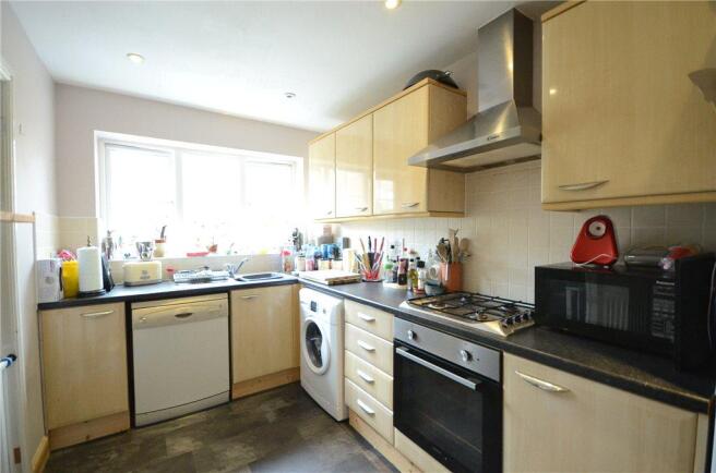 Kitchen 01