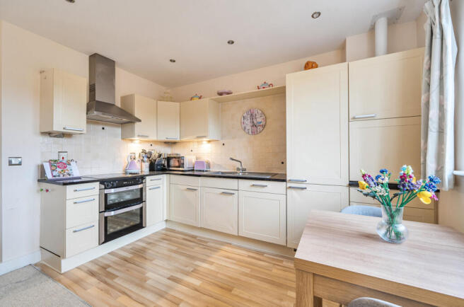 1404742-9-6980c35...