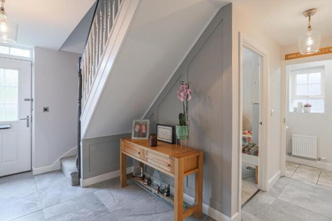 5 bed Detached for sale Image 11