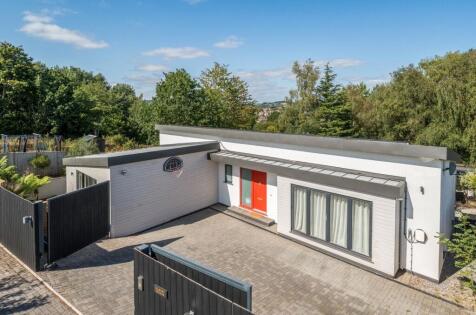 Aspen Close, Exeter, Devon