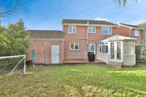 Thorn Road, CANFORD HEATH, Poole, Dorset, BH17