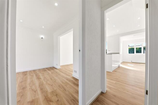 3 bed Detached for sale Image 12