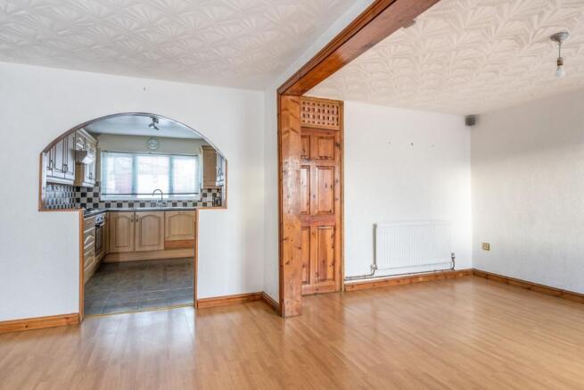 Sitting/ Dining Room