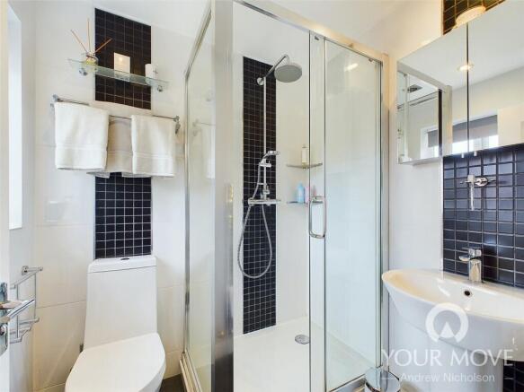 En-Suite To Bed 1