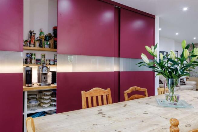 8445841-interior46-800.jpg