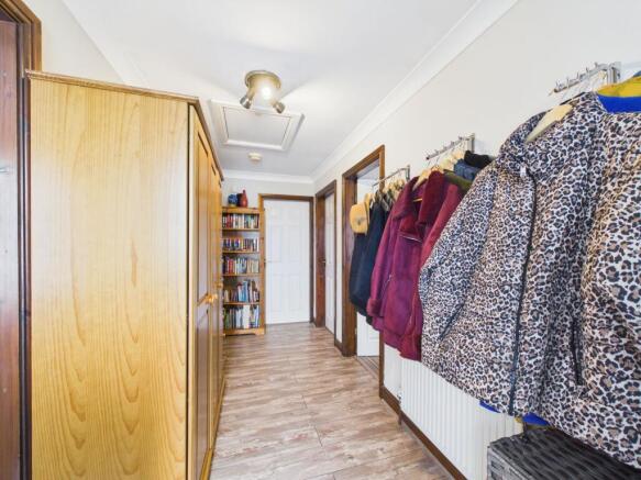 2 bed Detached Bungalow for sale Image 5