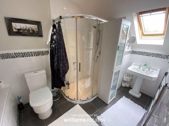 Ensuite