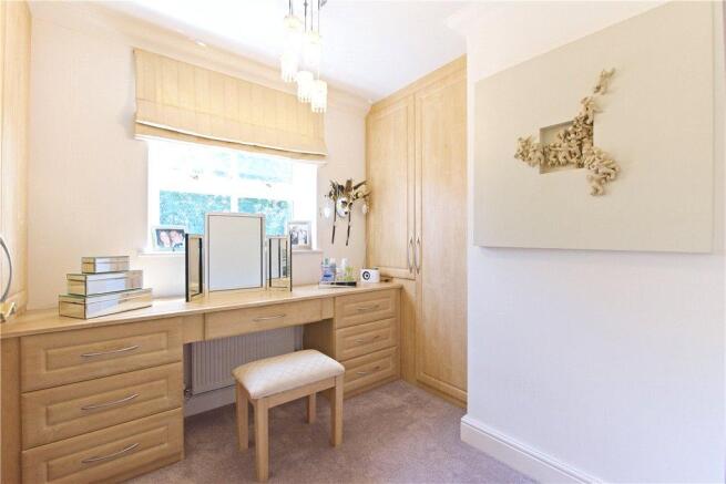 Bedroom 5/Dressing