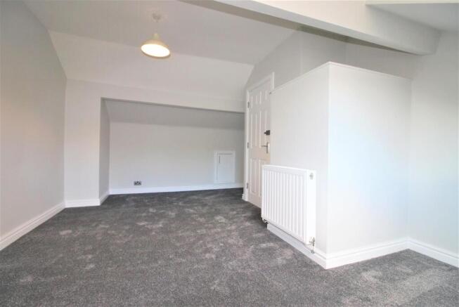 3 bed Terraced to rent Image 9
