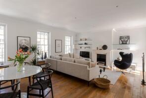 5, Kensington Park Mews, London W11 2EY