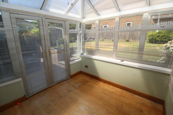 4 bed Detached for sale Image 10