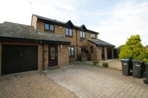 33, Crothall Close, London N13 4BN