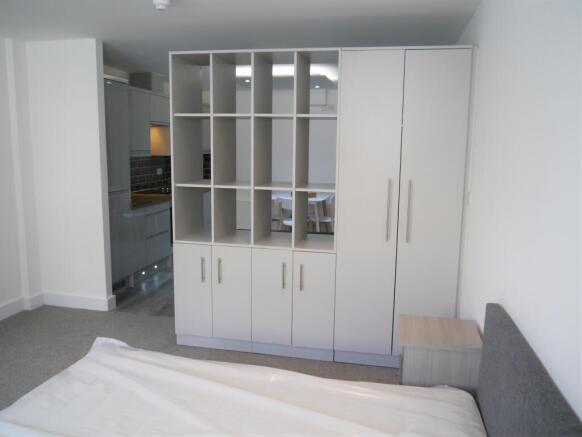 1 bed Flat to rent Image 6