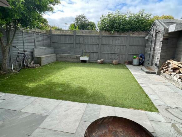 Rear Garden.,,.jpg